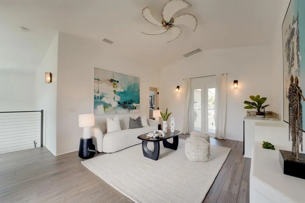 https://cdn.realtyfeed.com/cdn/127/306756124/3bd18c48b7503521a6268f713534ef20.webp