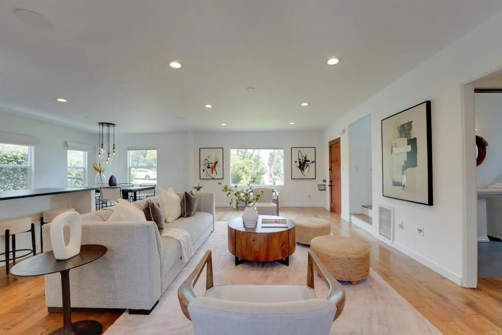 https://cdn.realtyfeed.com/cdn/127/306756124/9f71825fd211c4296015db4534c7e1c0.webp
