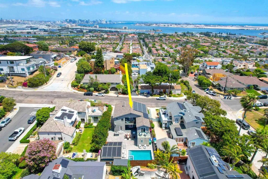 https://cdn.realtyfeed.com/cdn/127/306756124/d6a56270018b8106405389f74c6ee310.webp