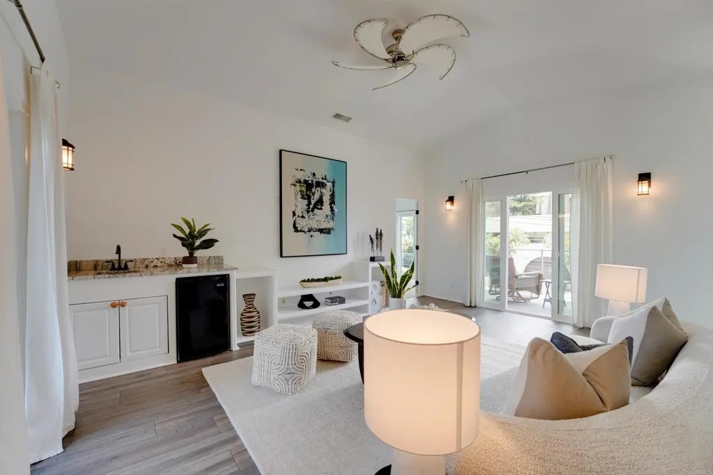 https://cdn.realtyfeed.com/cdn/127/306756124/e11f5b6910df1e583f06509cd229a3d7.webp