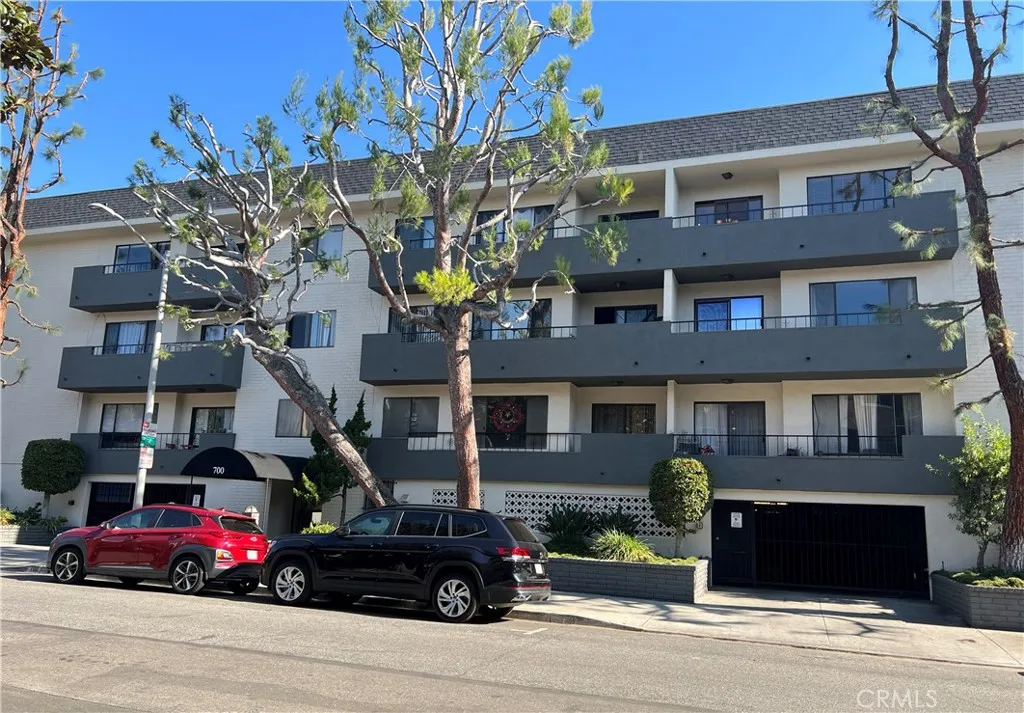 West Hollywood, CA 90069