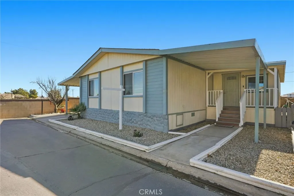 2121 E Ave I Spc 10 Unit 10, Lancaster, CA 93535 - Photo 3 of 24, Lancaster, CA