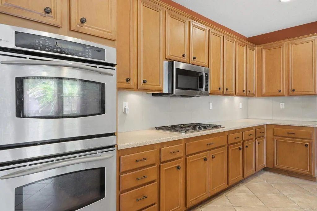 https://cdn.realtyfeed.com/cdn/127/306756150/1e5426f60cba5c853571b2964b64c121.webp