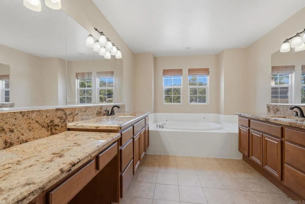 https://cdn.realtyfeed.com/cdn/127/306756150/2f6e0792ed312874a87941ea838dbdb2.webp