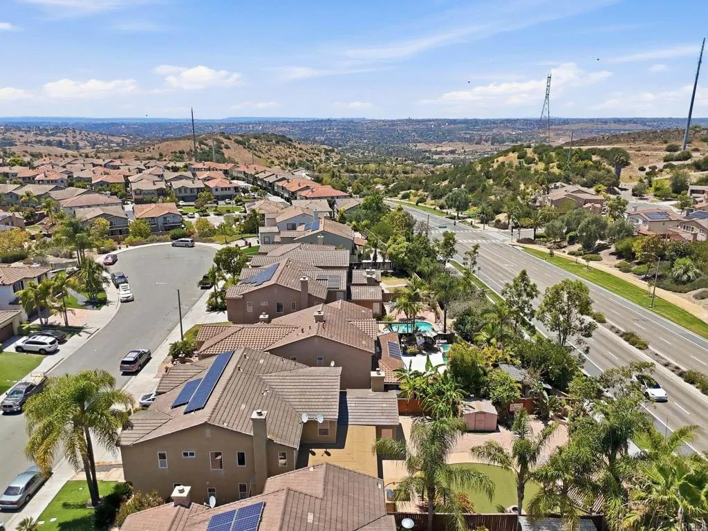 https://cdn.realtyfeed.com/cdn/127/306756150/5d65affa203b4657bb34a26eebb81544.webp