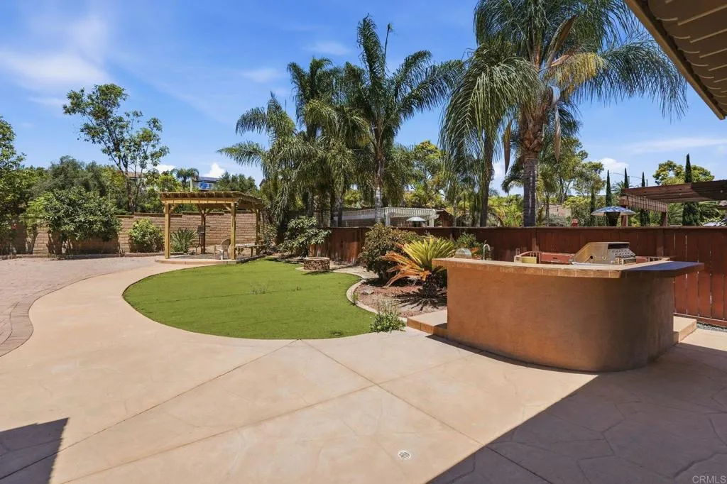 https://cdn.realtyfeed.com/cdn/127/306756150/6a0f1f47553036e764c9430745aa1a84.webp