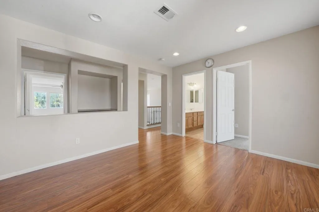 https://cdn.realtyfeed.com/cdn/127/306756150/a2dbc3444647f264805f83a611707f12.webp