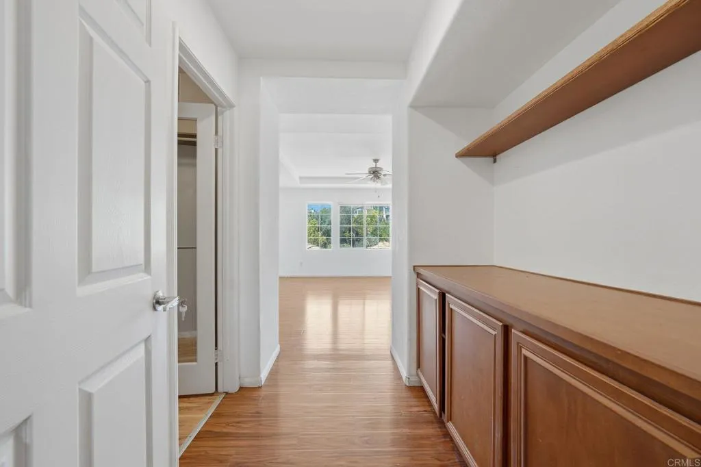 https://cdn.realtyfeed.com/cdn/127/306756150/b6b1f7b71a33816e54965eaa493d0f63.webp