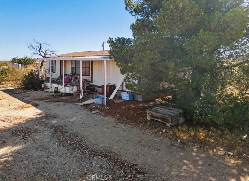 24374 Mobray Avenue, Oro Grande, CA 92368 - Photo 3 of 19, Oro Grande, CA