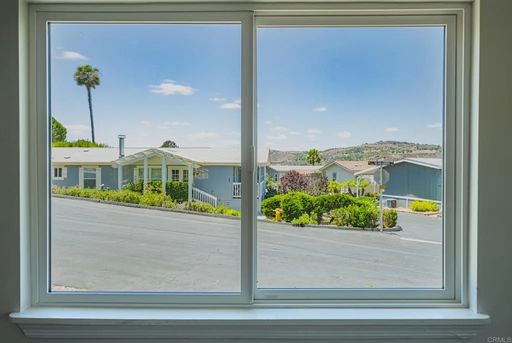 https://cdn.realtyfeed.com/cdn/127/306756187/b9793387326afa0a7a4e3e789dd8eea0.webp