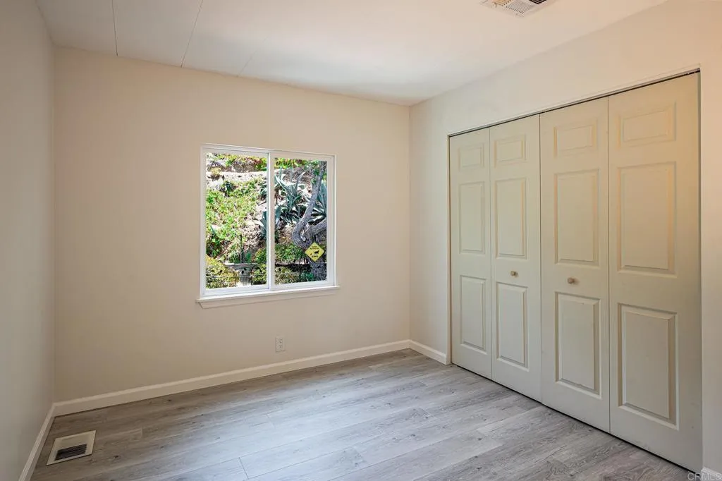 https://cdn.realtyfeed.com/cdn/127/306756187/d4f8bb98fd32cd5231011dbdfbd468fc.webp