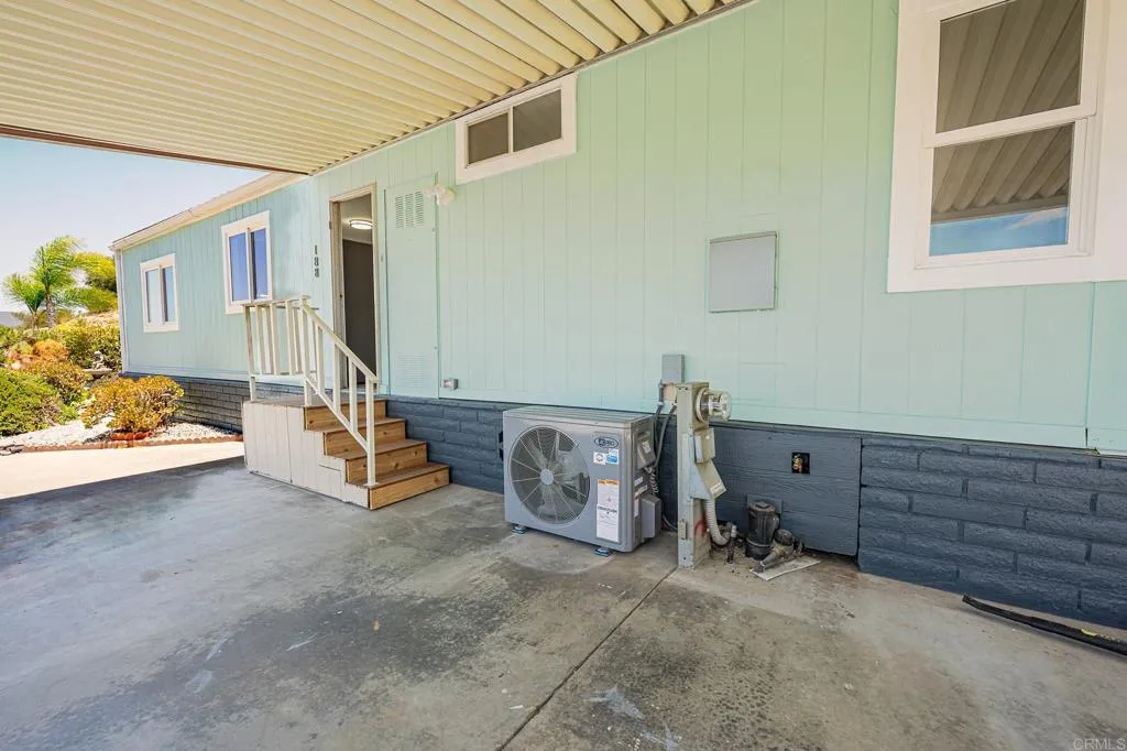 https://cdn.realtyfeed.com/cdn/127/306756187/da0373b353afddea22accab958b99747.webp