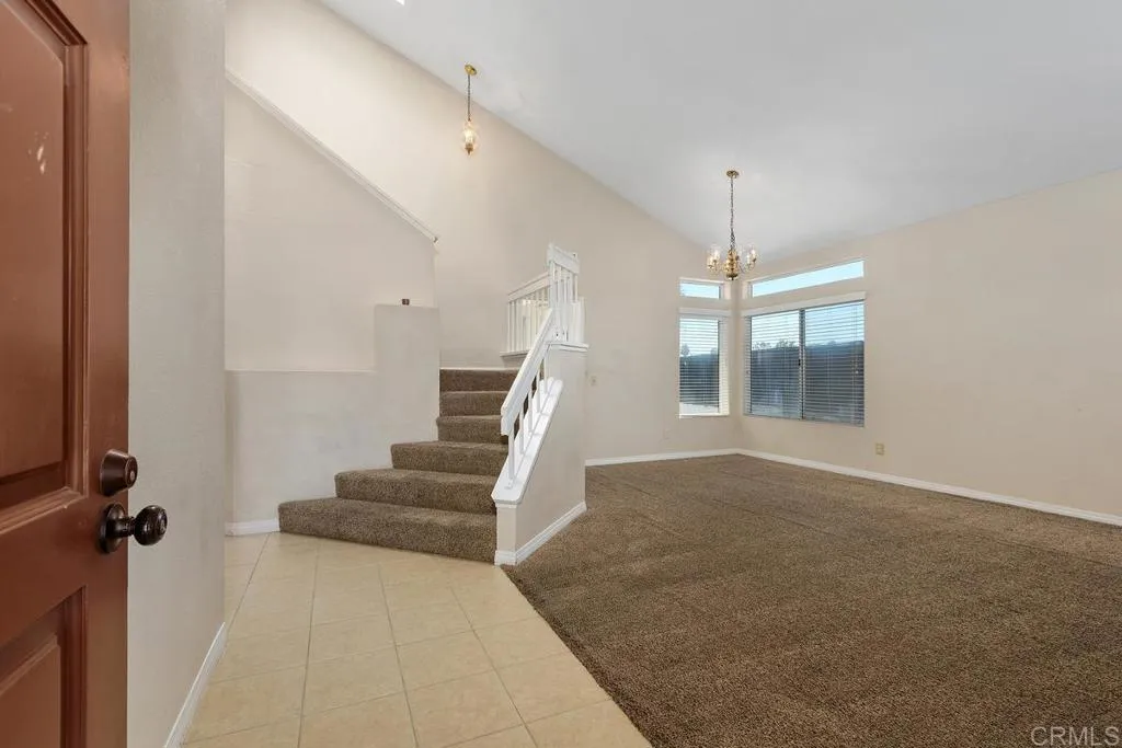 25177 Calle De Tres Amigos, Murrieta, CA 92563 - Photo 4 of 32, Murrieta, CA