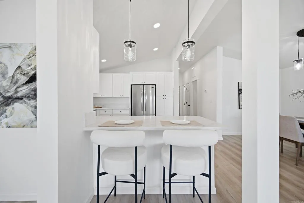 https://cdn.realtyfeed.com/cdn/127/306756205/23f88e533307145e1b741ecf03e4ec17.webp
