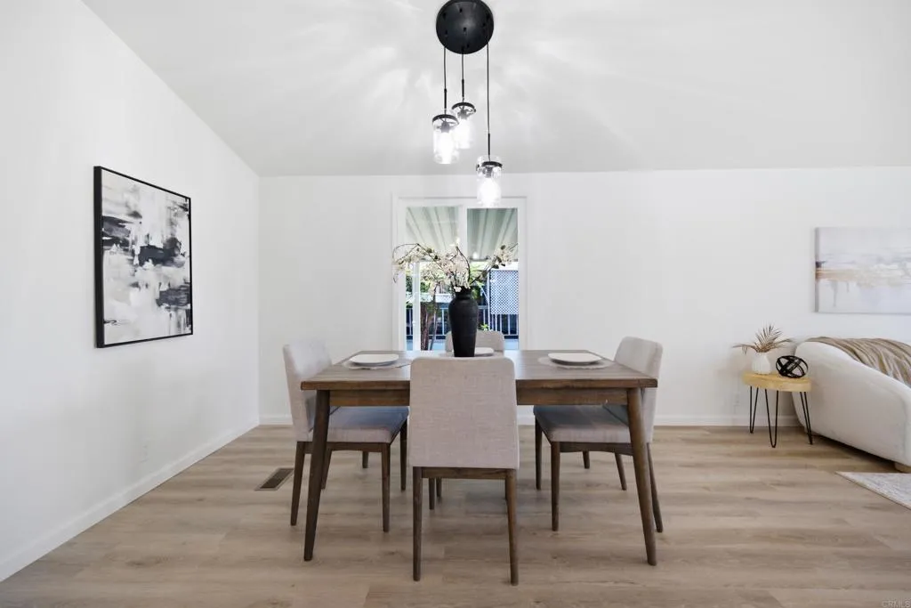 https://cdn.realtyfeed.com/cdn/127/306756205/4295c839083ec5a1e2b96abcc1db7caa.webp