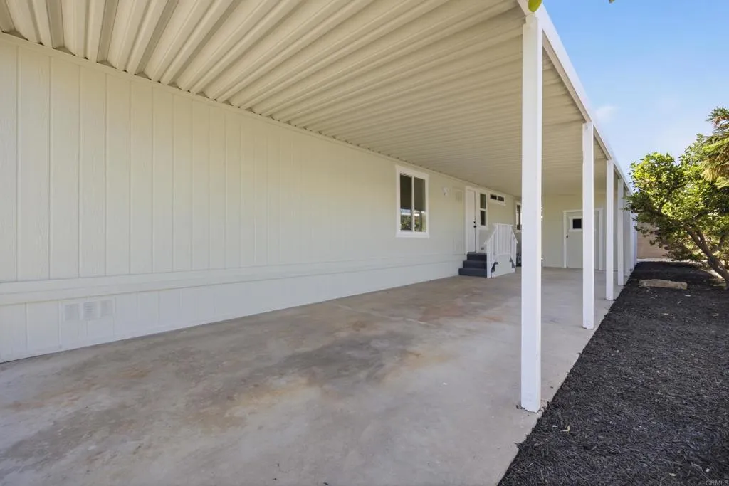 https://cdn.realtyfeed.com/cdn/127/306756205/44922a0bcee732e5551d05cca8d7fc71.webp