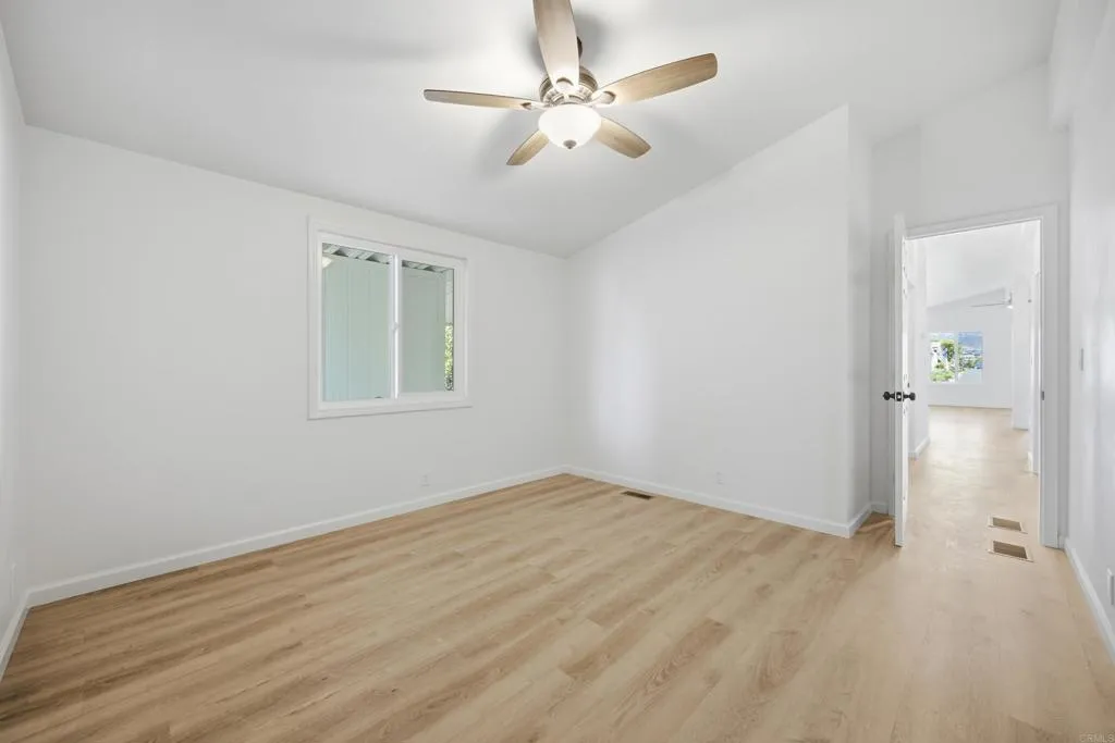 https://cdn.realtyfeed.com/cdn/127/306756205/84ecab788bffd94e5e6381a45e393354.webp