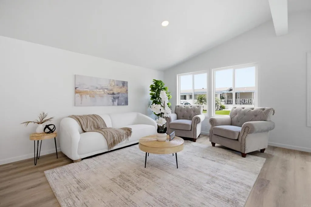 https://cdn.realtyfeed.com/cdn/127/306756205/eb36d073800255e3d3c28be5f32d296d.webp