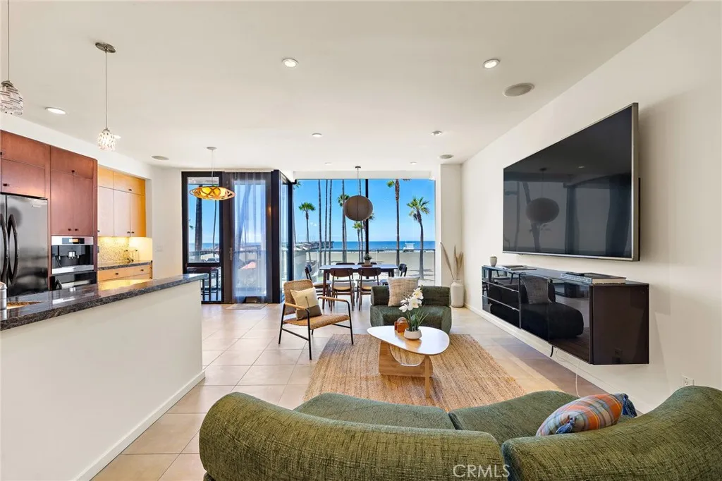 3009 Ocean Front Walk, Venice, CA 90291 - Photo 5 of 47, Venice, CA