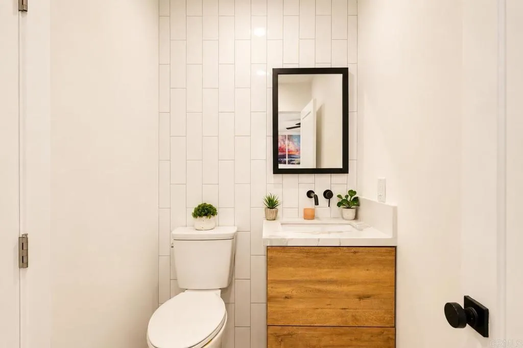 https://cdn.realtyfeed.com/cdn/127/306756215/c763f7825a6383027d7ac732f73ec1d4.webp