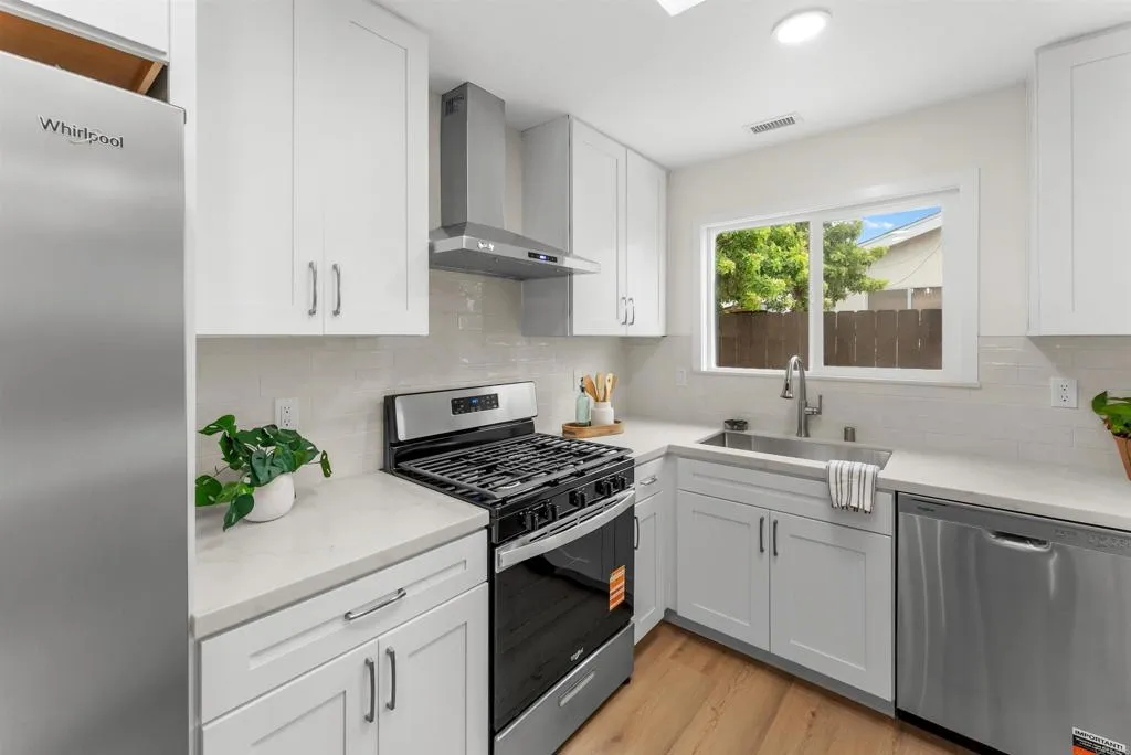 https://cdn.realtyfeed.com/cdn/127/306756240/8370a92288c741df47bf45c20aab9792.webp