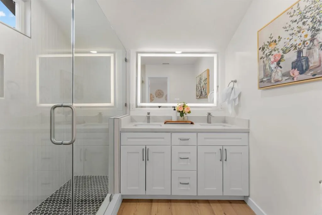 https://cdn.realtyfeed.com/cdn/127/306756240/864eb04bd96151e0a4b14b1a96fcd211.webp