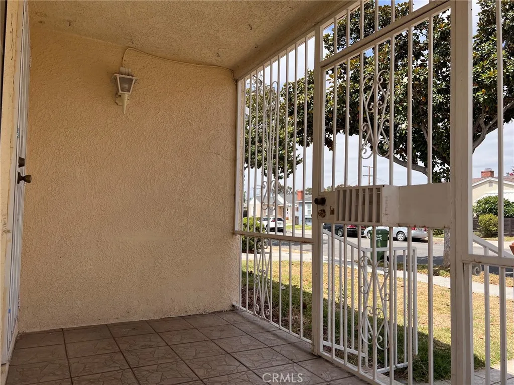 293 Blackshear Avenue, East Los Angeles, CA 90022 - Photo 5 of 39, East Los Angeles, CA