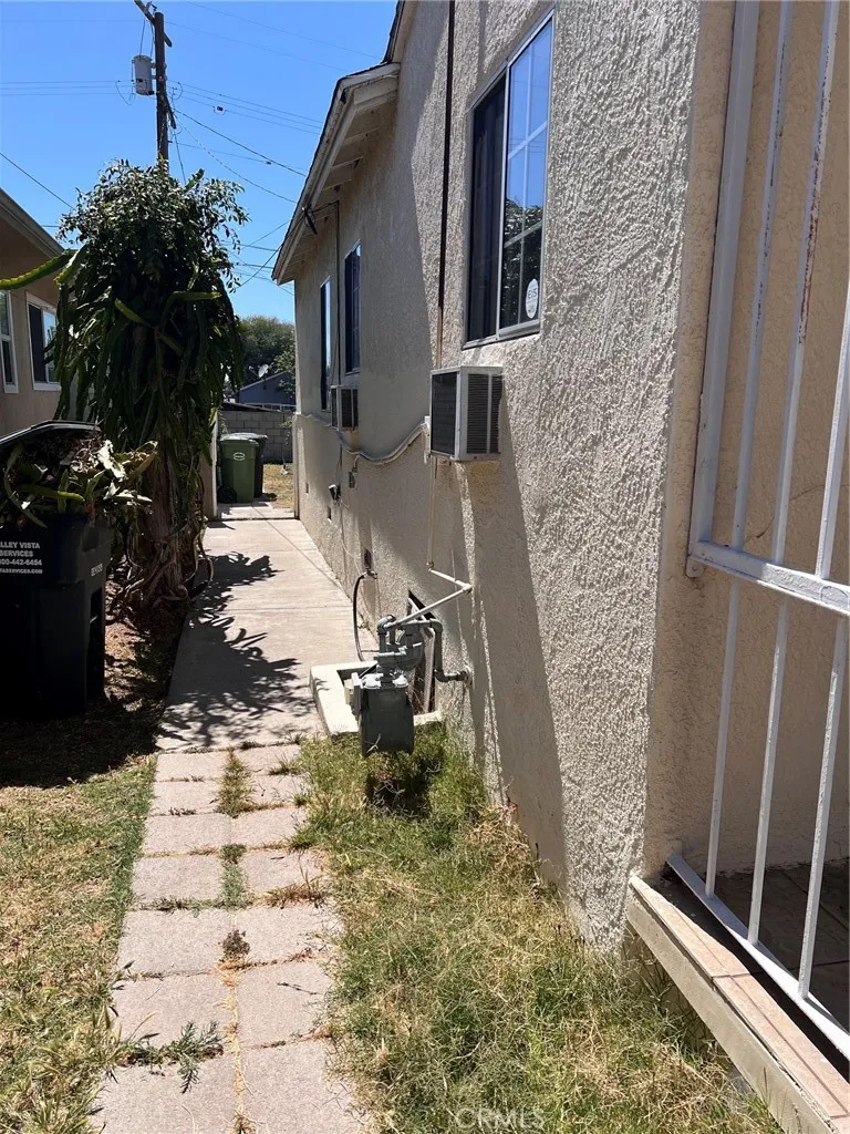 293 Blackshear Avenue, East Los Angeles, CA 90022 - Photo 3 of 39, East Los Angeles, CA