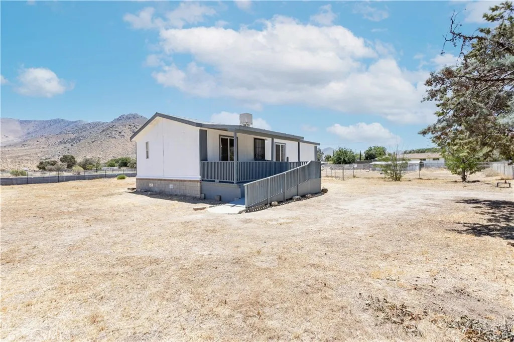 4362 Cottonwood Lane, Weldon, CA 93283 - Photo 3 of 37, Weldon, CA