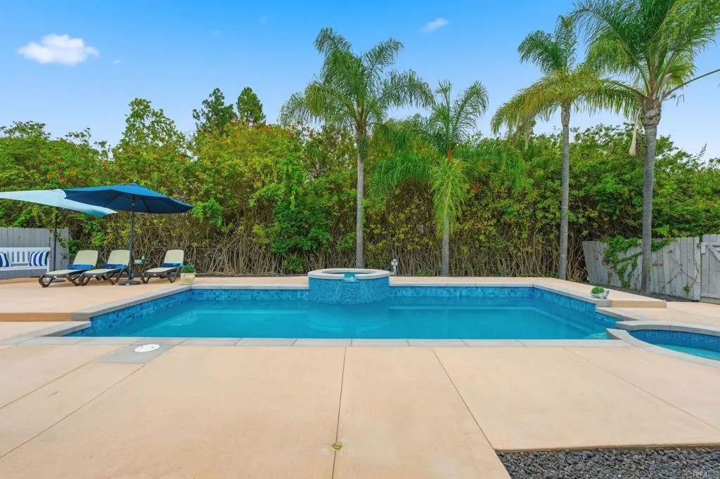 745 Black Hawk Circle, Vista, CA 92081 - Photo 5 of 41, Vista, CA