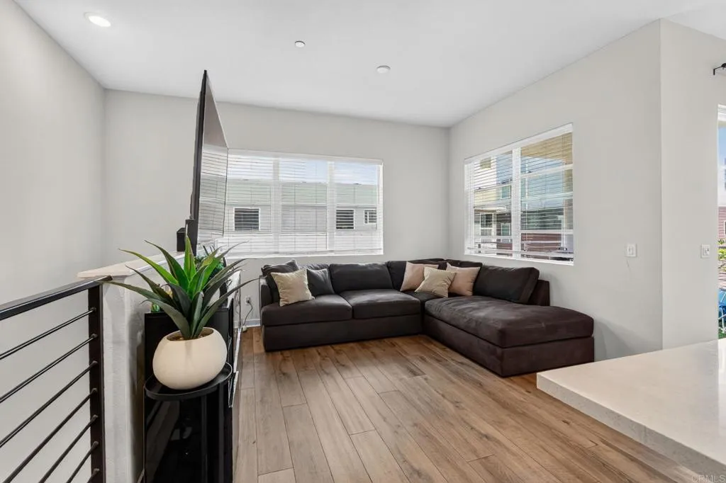 2021 Bravo Loop Unit 2, Chula Vista, CA 91915 - Photo 5 of 41, Chula Vista, CA