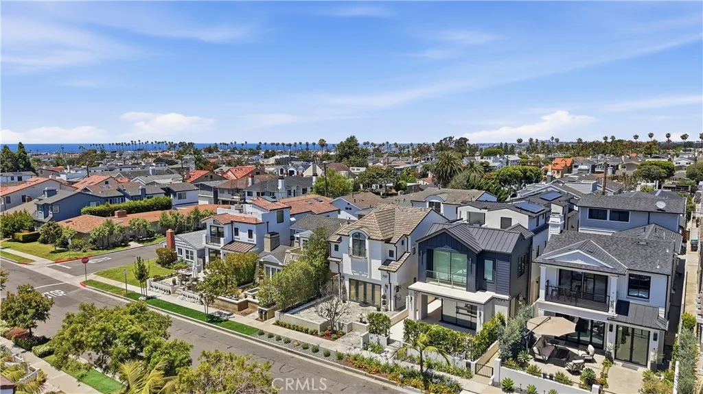707 Larkspur Avenue, Corona del Mar, CA 92625 - Photo 3 of 32, Corona Del Mar, CA