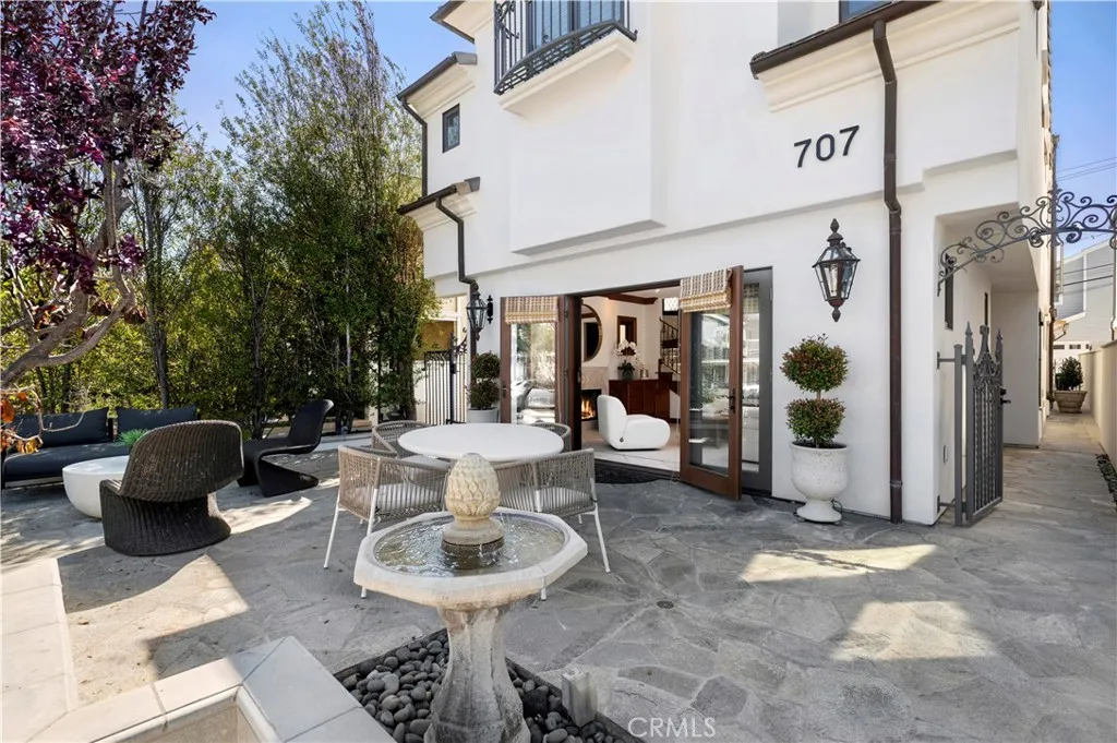 707 Larkspur Avenue, Corona del Mar, CA 92625 - Photo 4 of 32, Corona Del Mar, CA