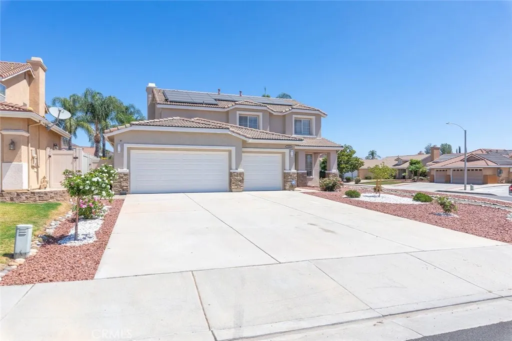 25460 Ridgemoor, Menifee, CA 92586 - Photo 3 of 39, Menifee, CA