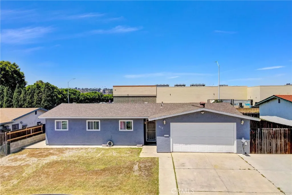 https://cdn.realtyfeed.com/cdn/127/306756473/d07ed9f3668d6b89308667c7958aa432.webp