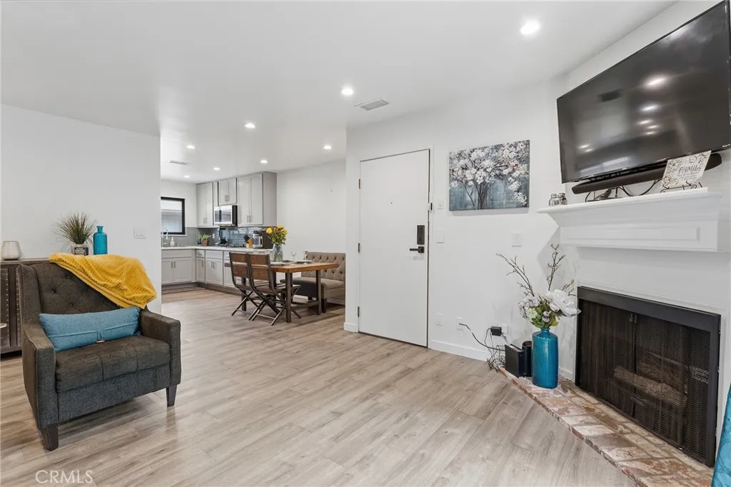 10221 Oklahoma, Chatsworth, CA 91311 - Photo 2 of 43, Chatsworth, CA