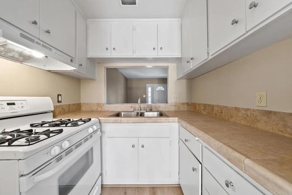 Photo #3: PTP2604961 Listing: Photo #3