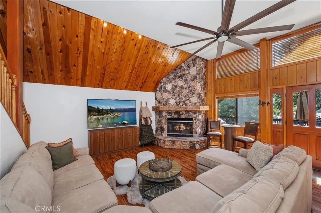 499 Golf Course, Lake Arrowhead, CA 92352 - Photo 3 of 52, Lake Arrowhead, CA
