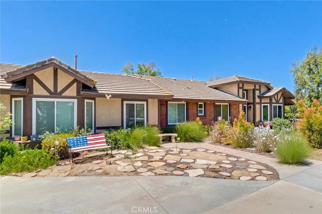 18563 Chickory, Riverside, CA 92504 - Photo 2 of 35, Riverside, CA