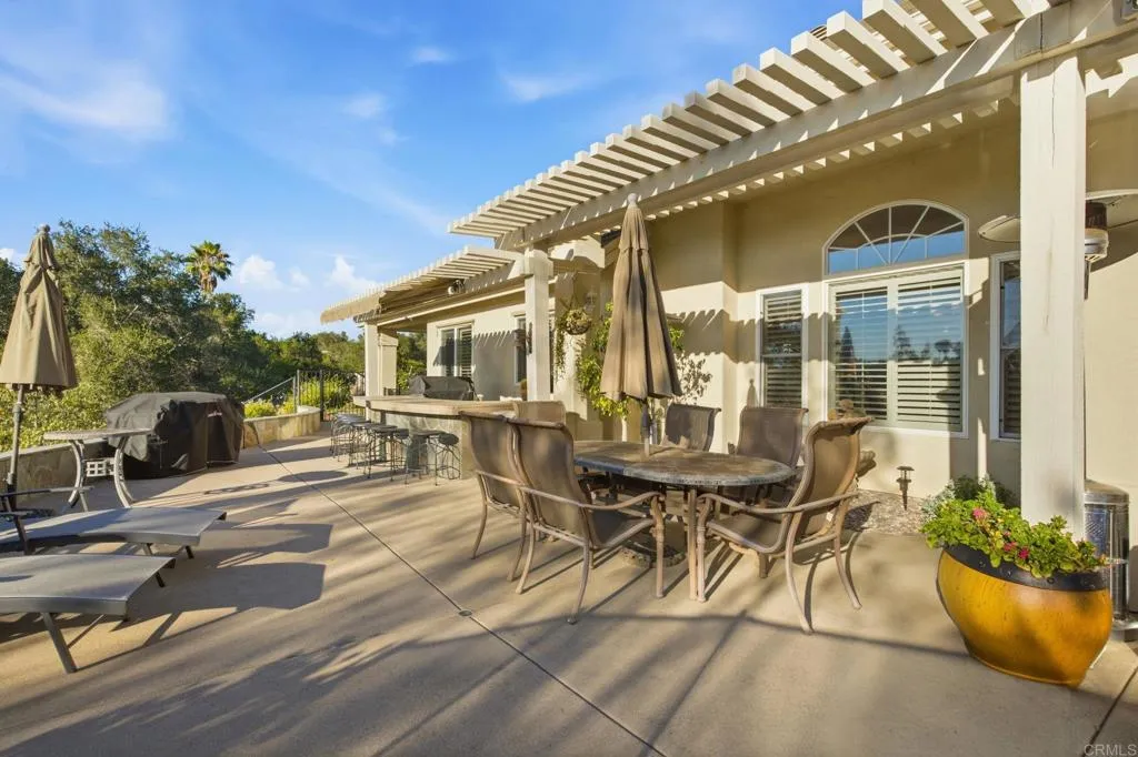 https://cdn.realtyfeed.com/cdn/127/306756540/6a94cef1c6af17af9b9fd62ecfa5e03f.webp