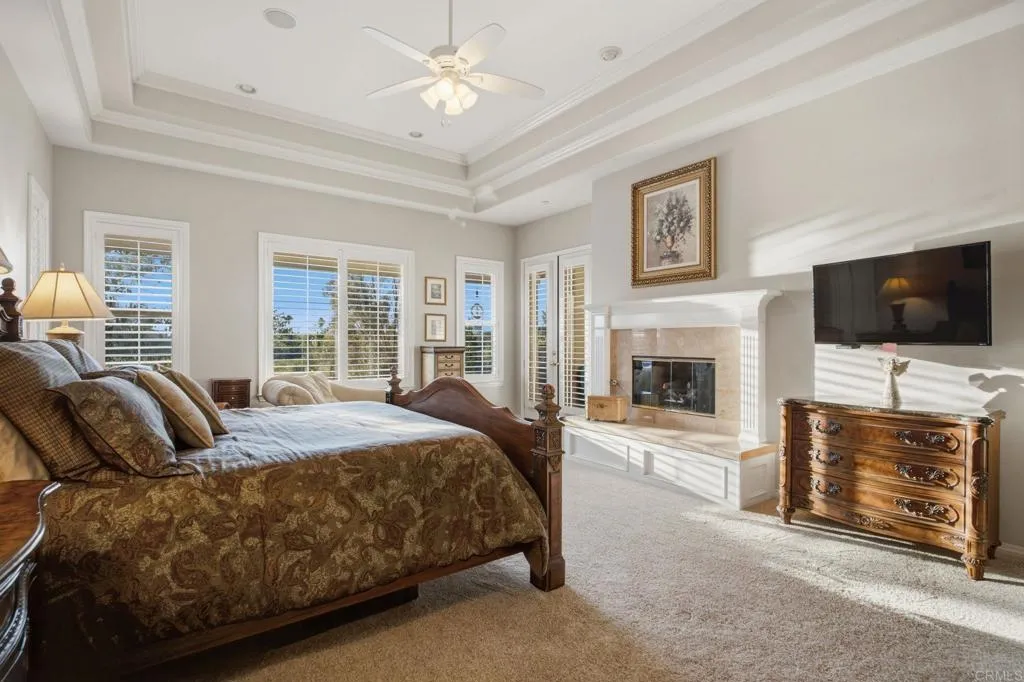 https://cdn.realtyfeed.com/cdn/127/306756540/9482f4b05268b945b9ee6bf255a71e4d.webp