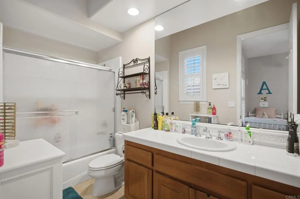 https://cdn.realtyfeed.com/cdn/127/306756540/b8e962d795b1d3597df40aa460d31e46.webp