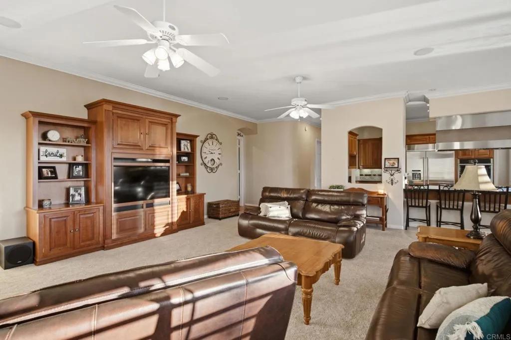 https://cdn.realtyfeed.com/cdn/127/306756540/caa8e609df73d8b296c86577ec6ee8ce.webp