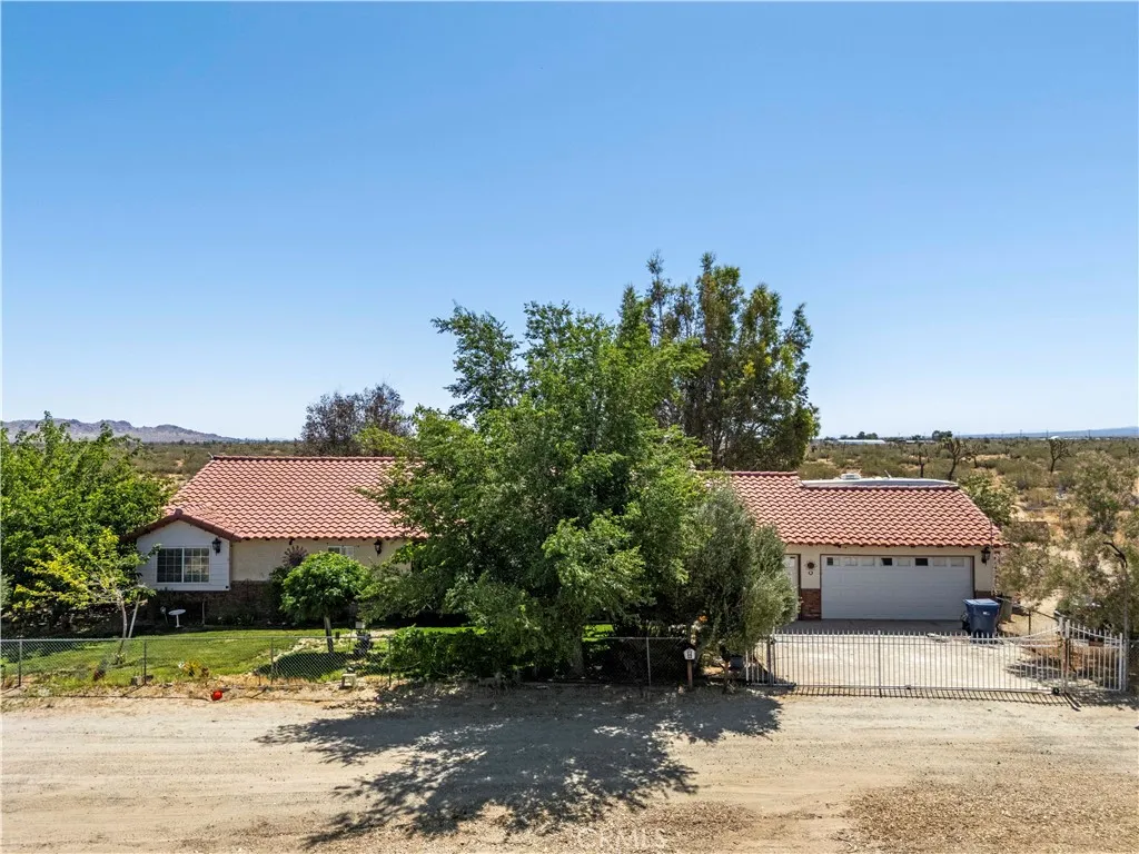 37350 115th Street East, Littlerock, CA 93543 - Main photo, Littlerock, CA