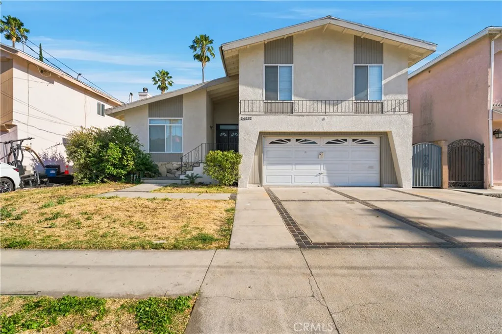 20232 Gifford Street, Winnetka, CA 91306 - Main photo, Winnetka, CA