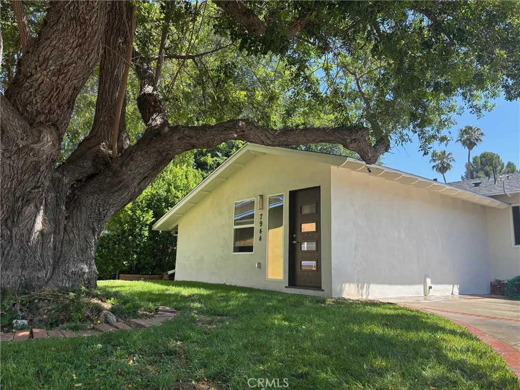 Canoga Park, CA 91304