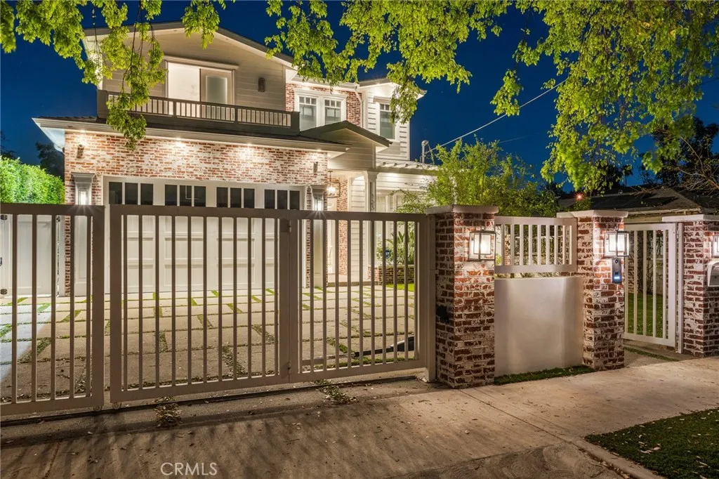 Valley Village, CA 91607