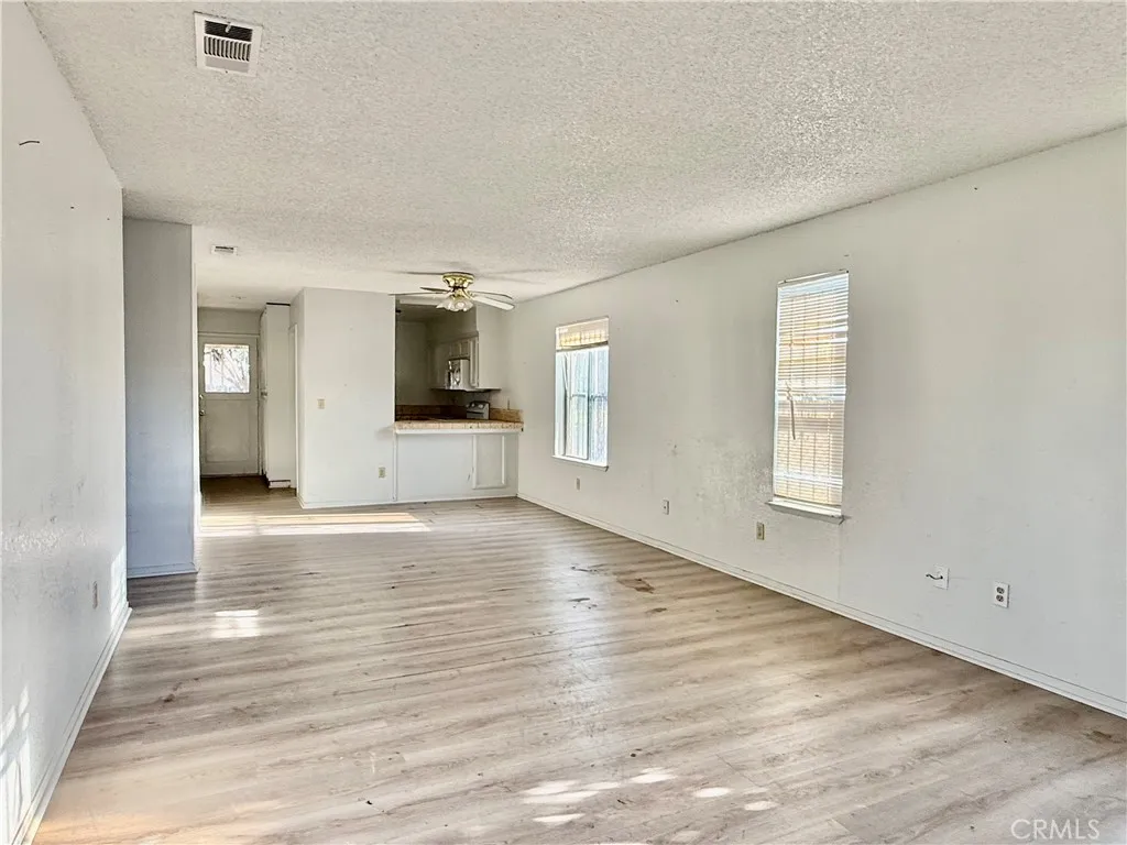 1027 W Dakota Unit 113, Fresno, CA 93705 - Photo 4 of 19, Fresno, CA