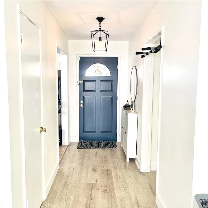 1912 N Kenneth, Burbank, CA 91504 - Photo 2 of 22, Burbank, CA