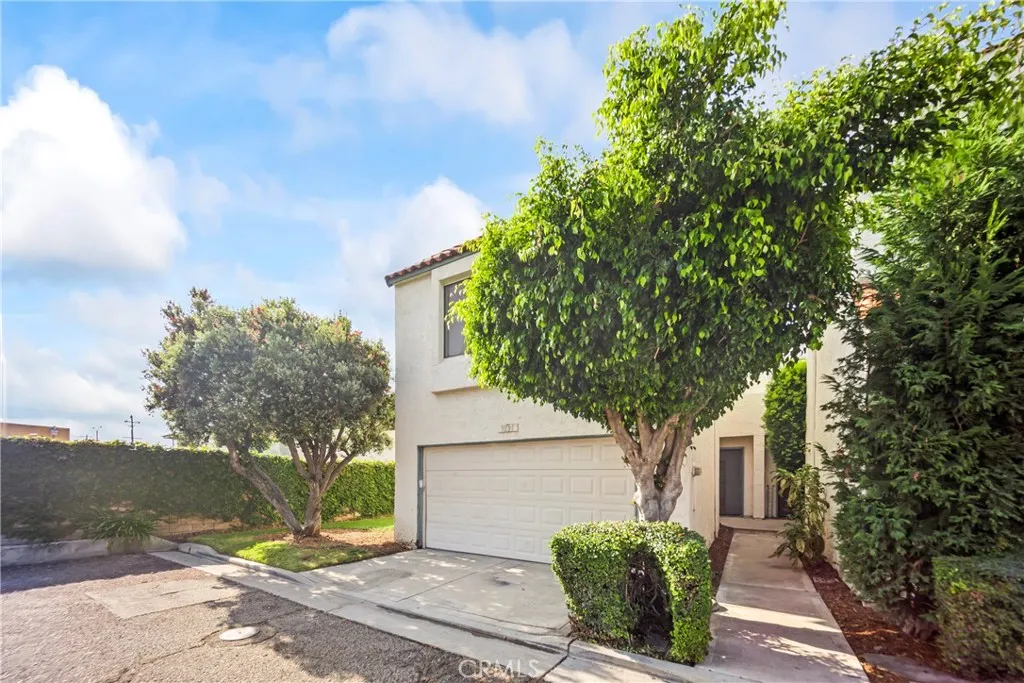 9051 Biola Lane, Garden Grove, CA 92844 - Photo 3 of 24, Garden Grove, CA